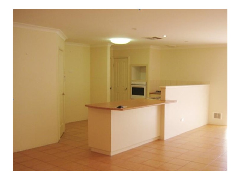 46 Paradise Circuit, Halls Head WA 6210