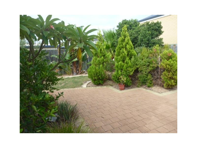 22 Seascapes Boulevard, Halls Head WA 6210