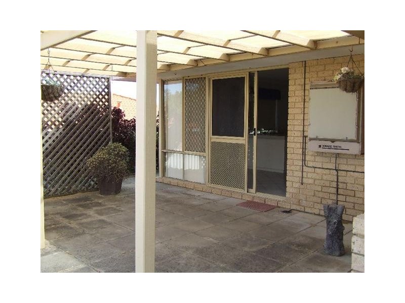 17 Seawind Drive, Silver Sands WA 6210