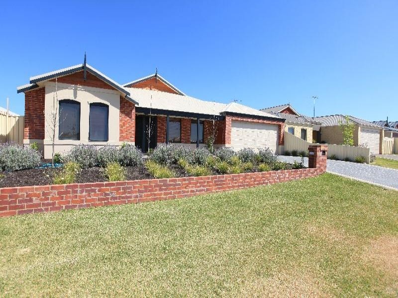 19 Nellie Green, Dudley Park WA 6210