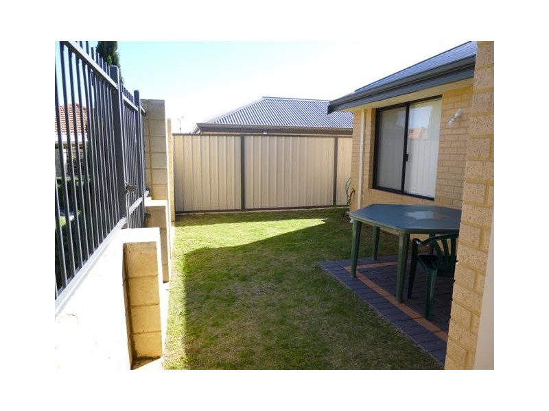 72/27 Meadow Springs Drive, Meadow Springs WA 6210