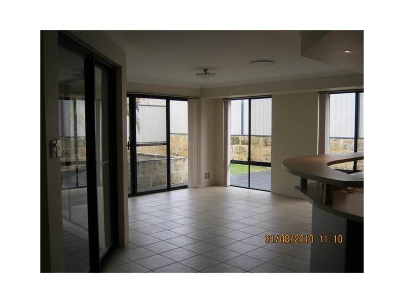 3 Portrush Parade, Meadow Springs WA 6210