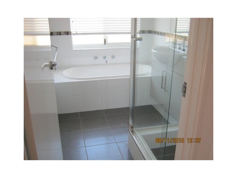 15 Illyarrie Avenue, Falcon WA 6210