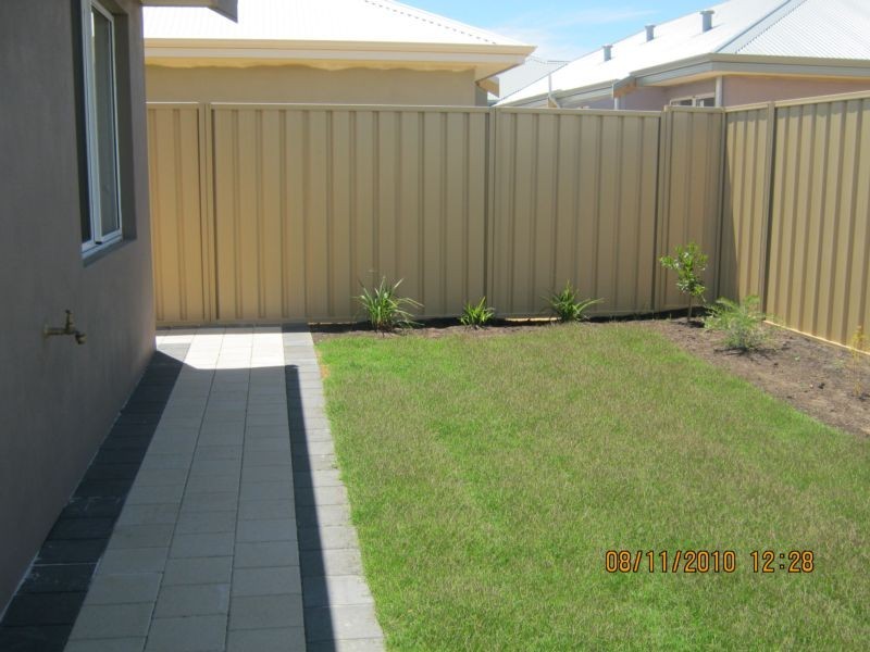 15 Illyarrie Avenue, Falcon WA 6210