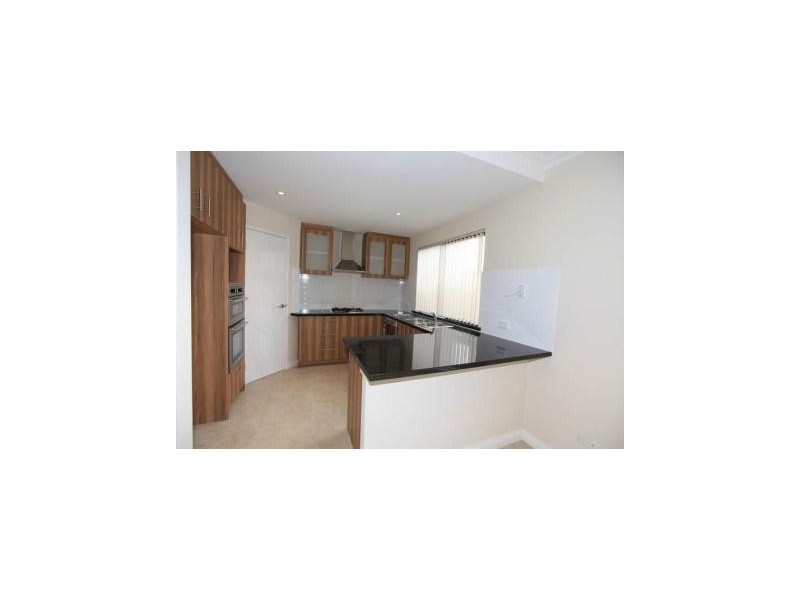 2/13 Clyde Place, Mandurah WA 6210