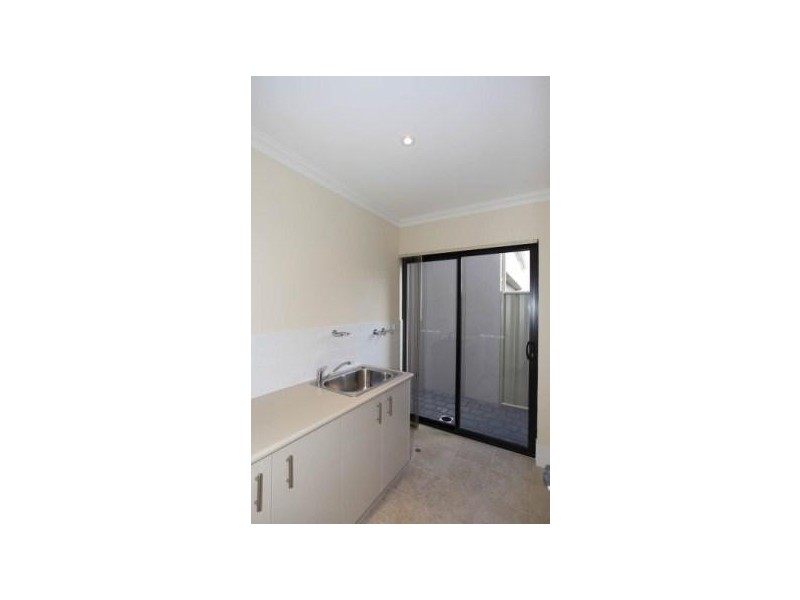 2/13 Clyde Place, Mandurah WA 6210