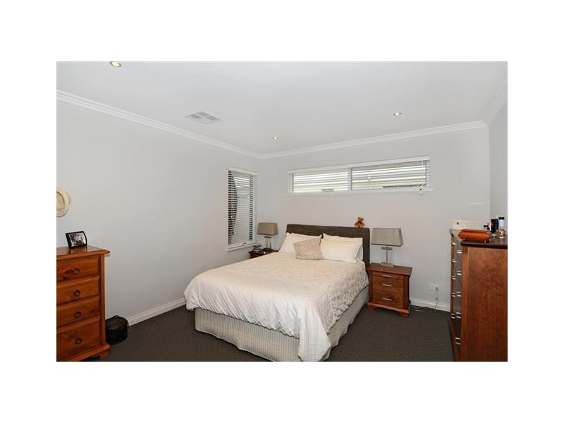 17 Twilight Court, Mandurah WA 6210