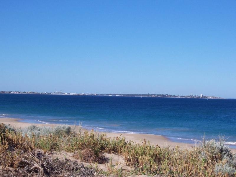 2 Challenger Road, Madora Bay WA 6210