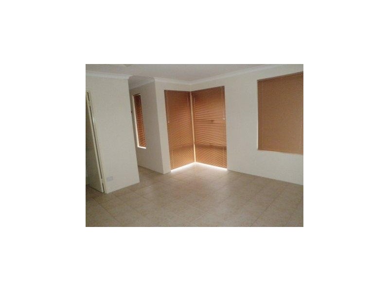 61 Darwin Terrace, Dudley Park WA 6210