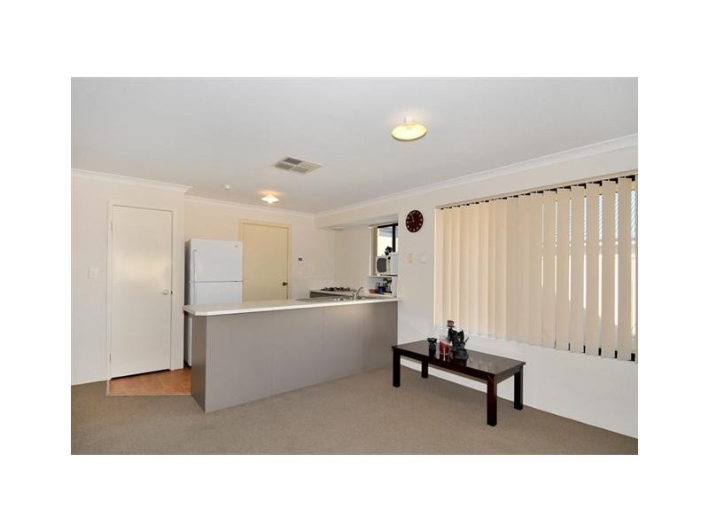 4 Torquay Way, Secret Harbour WA 6173