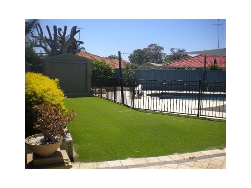 9 Pyrford Ramble, Erskine WA 6210