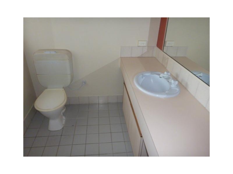 11 Yorrell Place, Halls Head WA 6210