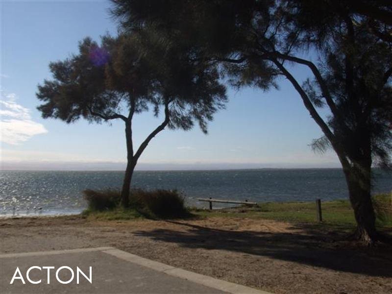 1 Yilberra Drive, Falcon WA 6210