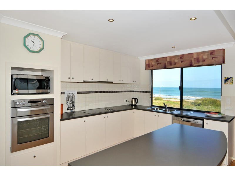 2 Cranbrook Crescent, Dawesville WA 6211