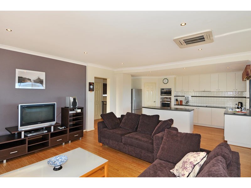 2 Cranbrook Crescent, Dawesville WA 6211