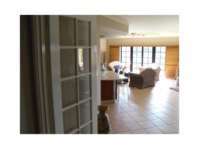 25 Starfire Close, Halls Head WA 6210