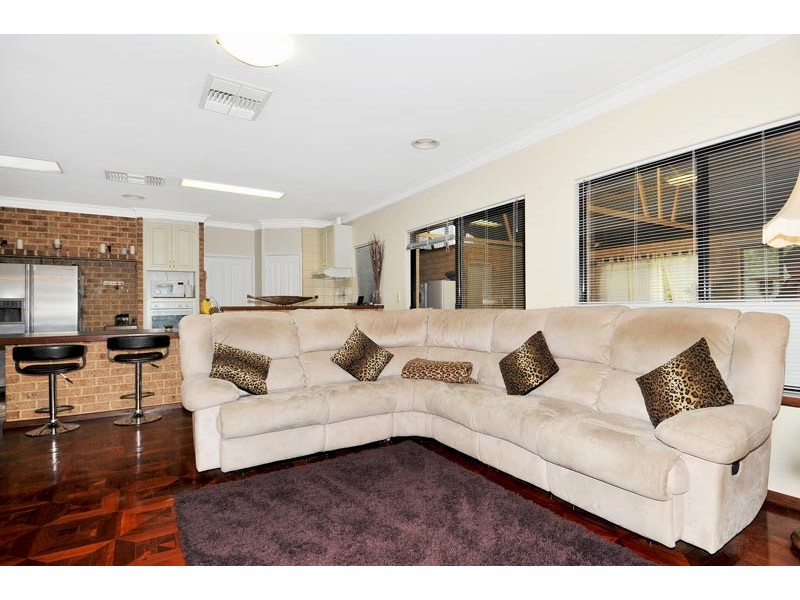 28 Clydesdale Drive, Greenfields WA 6210