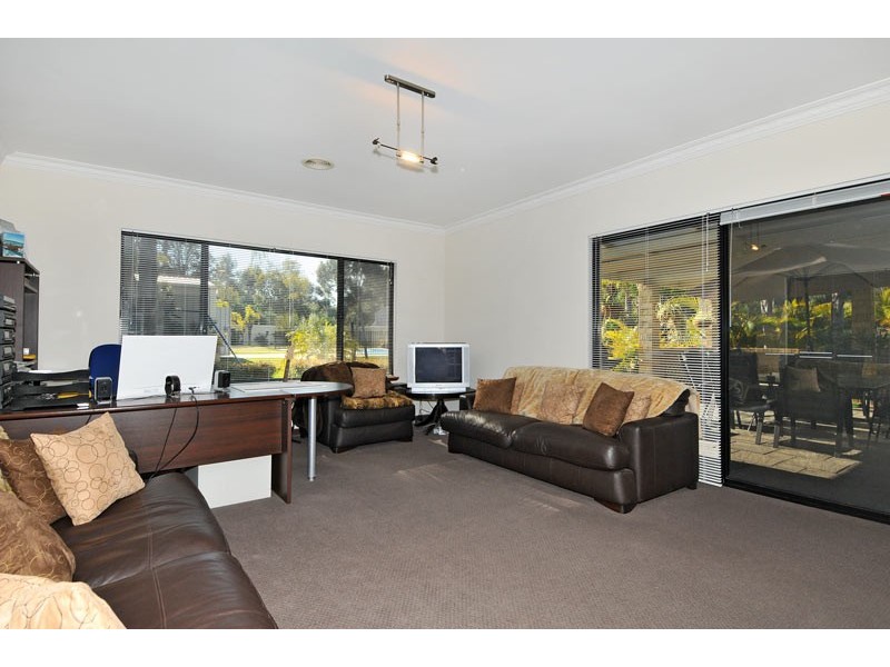 28 Clydesdale Drive, Greenfields WA 6210