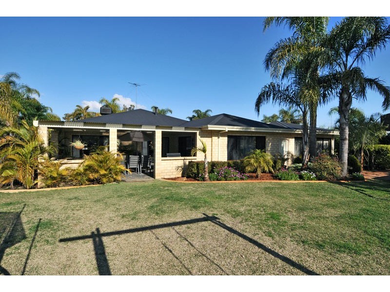 28 Clydesdale Drive, Greenfields WA 6210