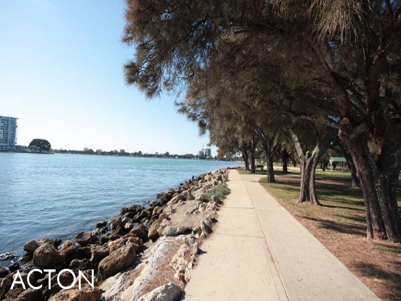 1 Carter Street, Halls Head WA 6210