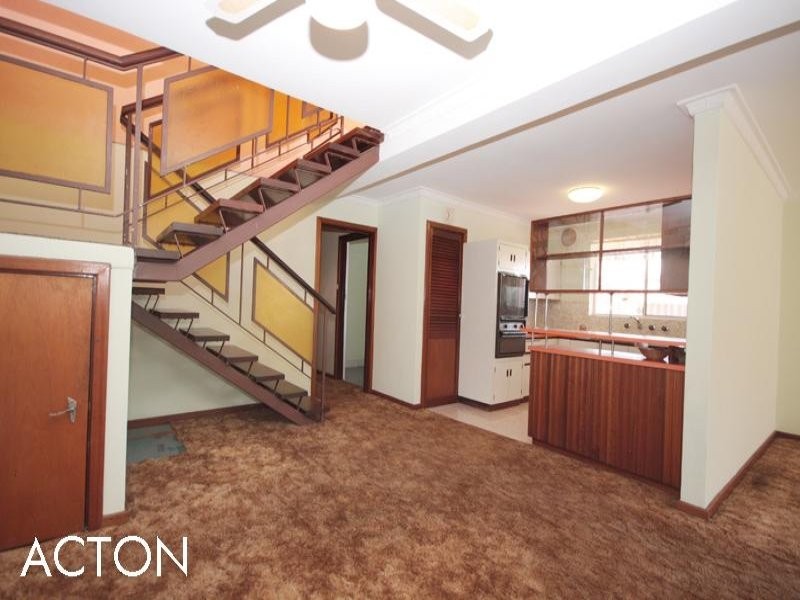 1 Carter Street, Halls Head WA 6210