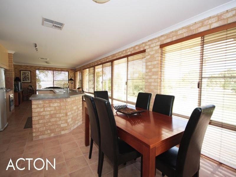 33 Cheyne Court, Pinjarra WA 6208