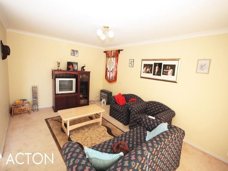 1/1 Fitzroy Close, Dudley Park WA 6210
