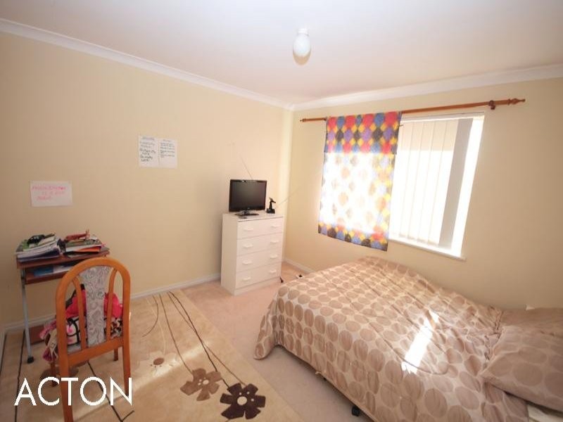 1/1 Fitzroy Close, Dudley Park WA 6210