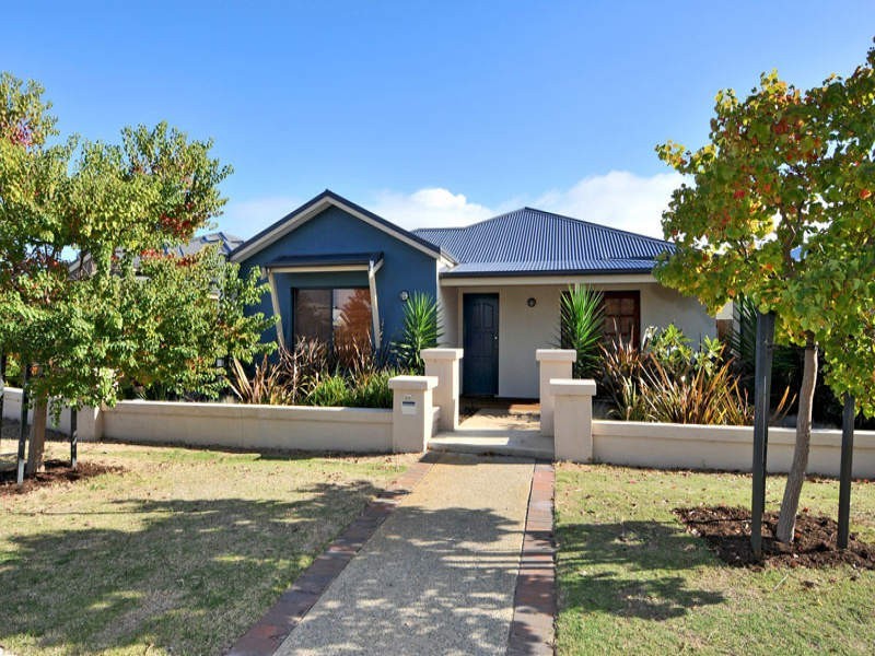 27 Pacifica Way, Dudley Park WA 6210