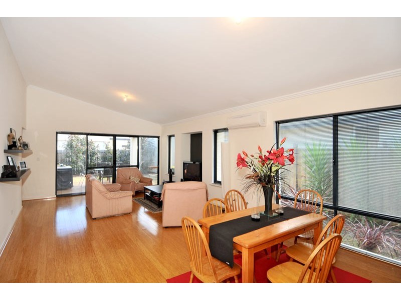 27 Pacifica Way, Dudley Park WA 6210