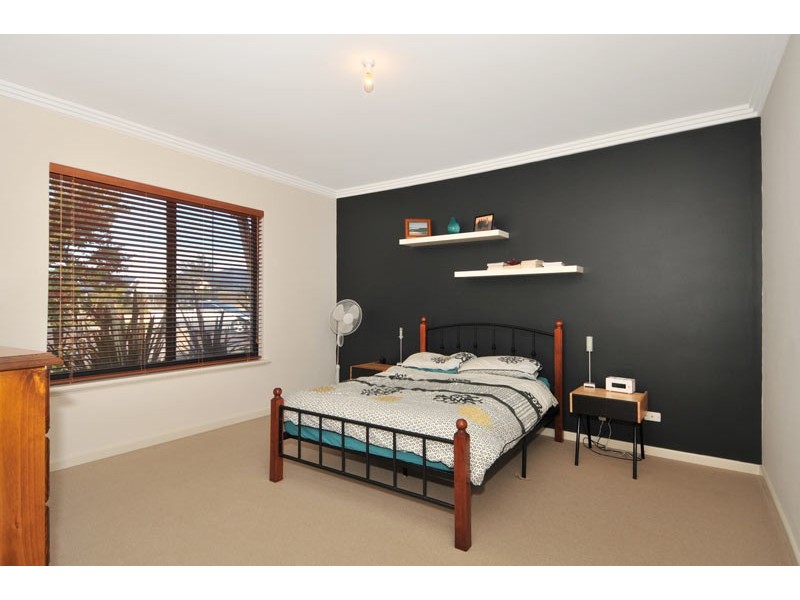 27 Pacifica Way, Dudley Park WA 6210