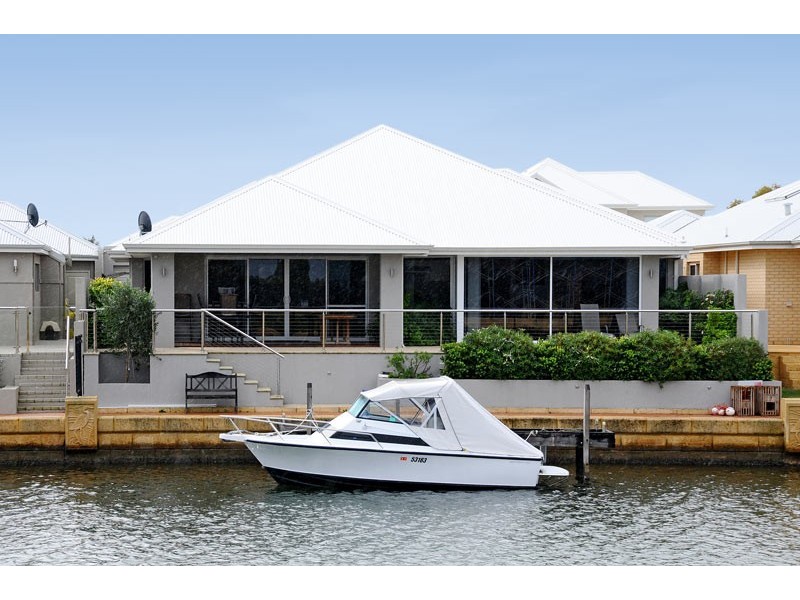 17 Twilight Court, Dudley Park WA 6210