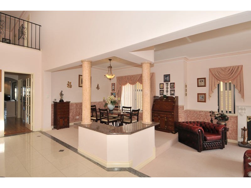 23 Finistere Island Retreat, Halls Head WA 6210