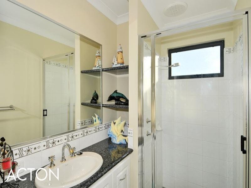 6/42 Sutton Street, Mandurah WA 6210