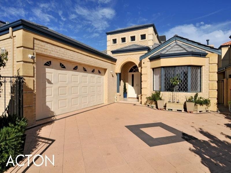 23 Finistere Island Retreat, Halls Head WA 6210