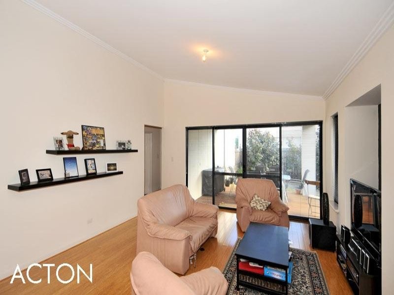 27 Pacifica Way, Dudley Park WA 6210