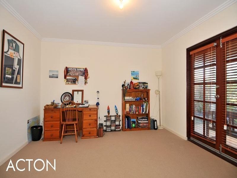 27 Pacifica Way, Dudley Park WA 6210