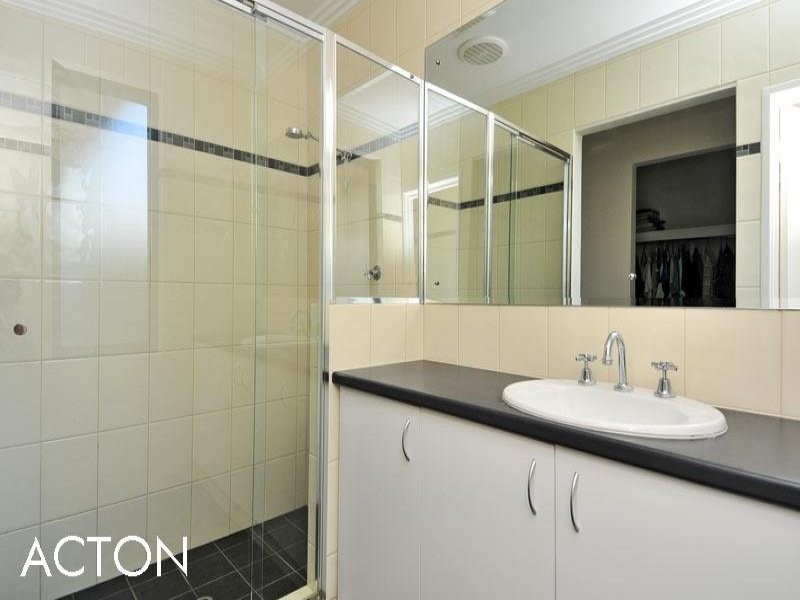 27 Pacifica Way, Dudley Park WA 6210