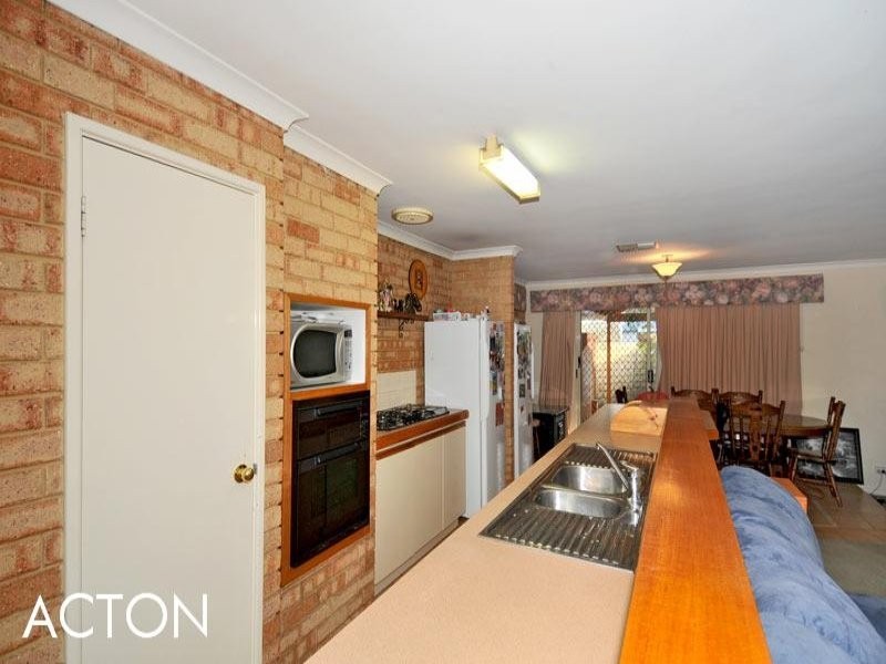 20 Grafton Drive, Dudley Park WA 6210