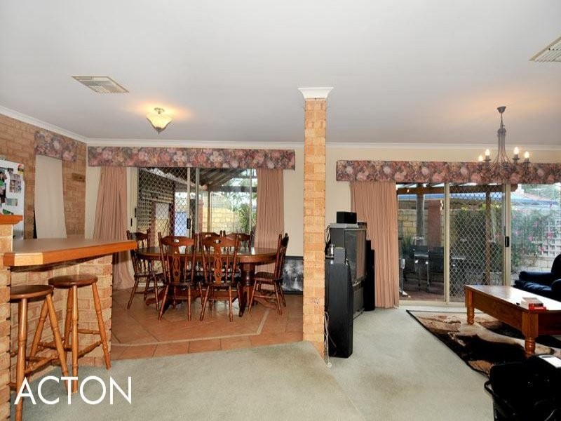 20 Grafton Drive, Dudley Park WA 6210