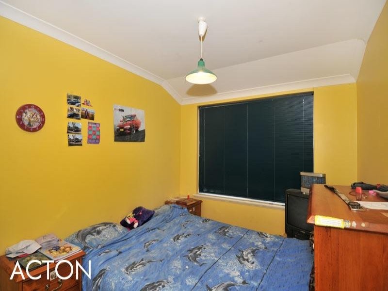 20 Grafton Drive, Dudley Park WA 6210