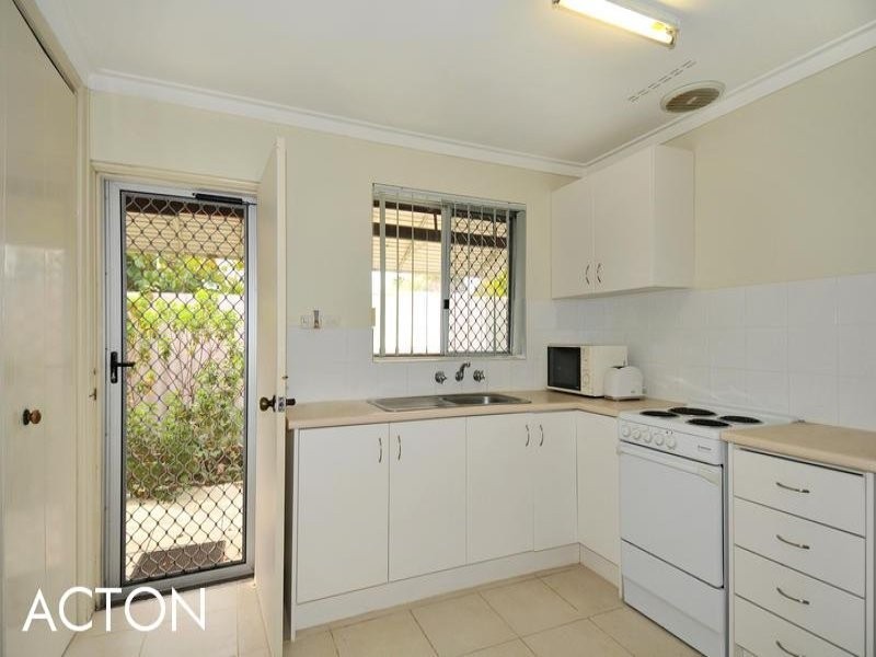 6/23 Creery Street, Dudley Park WA 6210