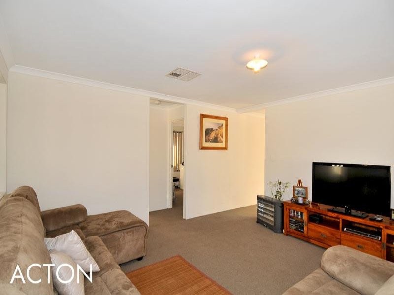 4 Torquay Way, Secret Harbour WA 6173