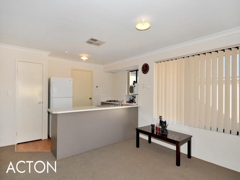 4 Torquay Way, Secret Harbour WA 6173