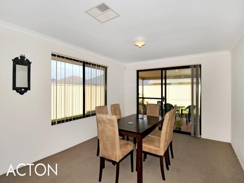 4 Torquay Way, Secret Harbour WA 6173