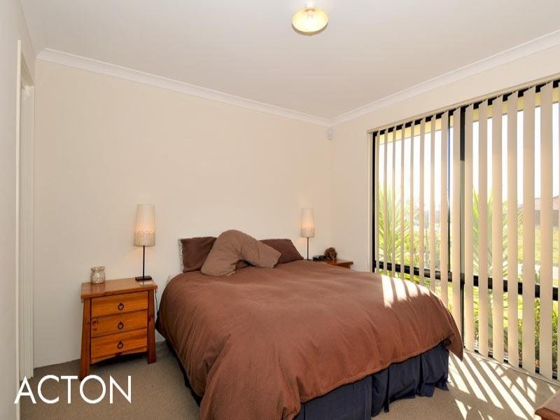 4 Torquay Way, Secret Harbour WA 6173