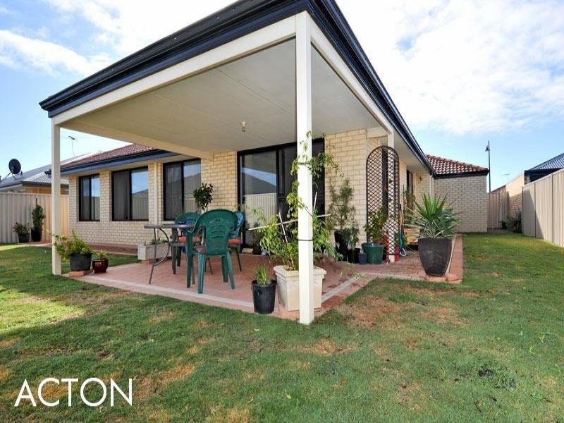 4 Torquay Way, Secret Harbour WA 6173