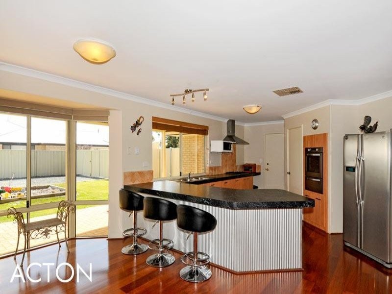 57 Country Road, Pinjarra WA 6208