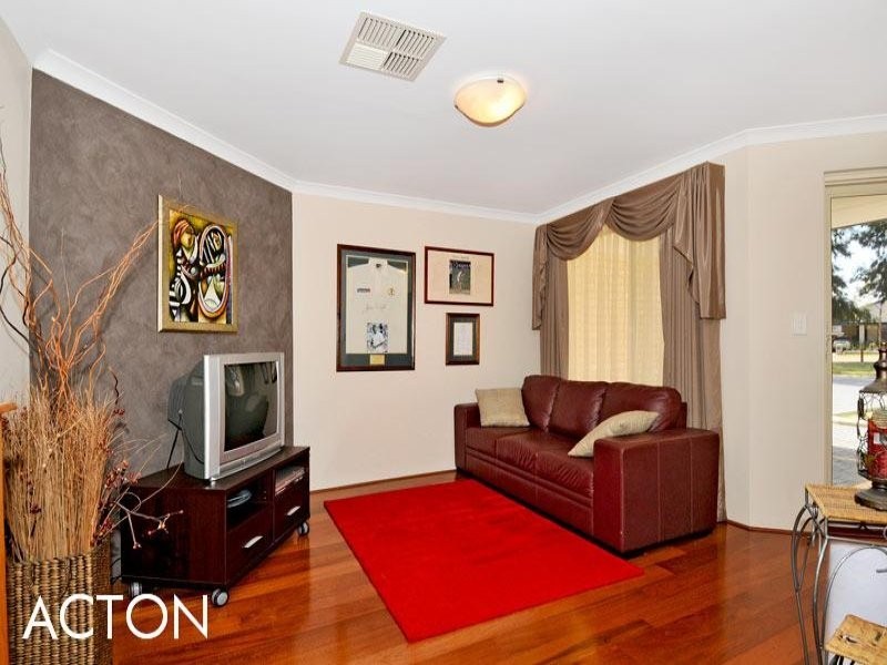 57 Country Road, Pinjarra WA 6208