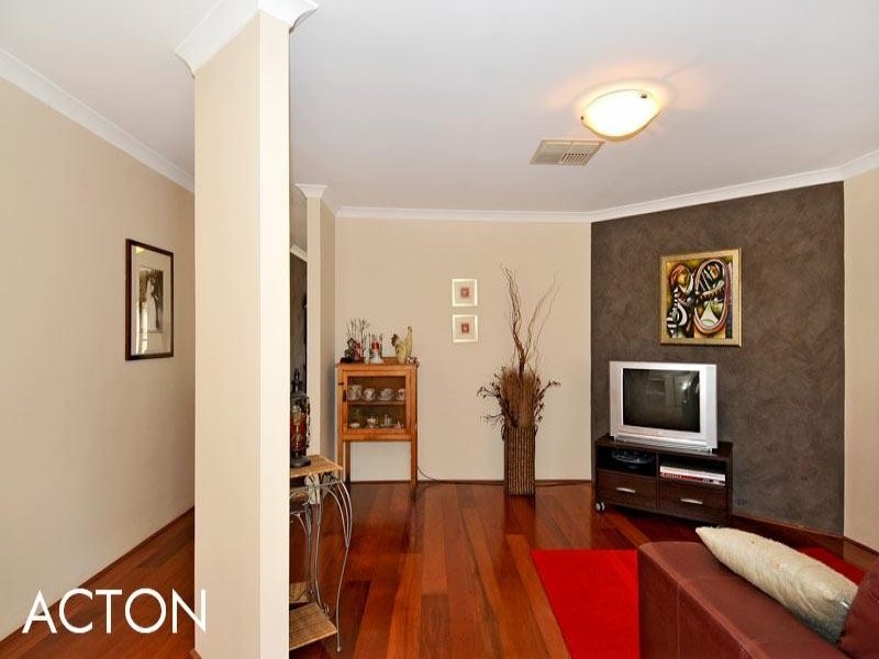 57 Country Road, Pinjarra WA 6208